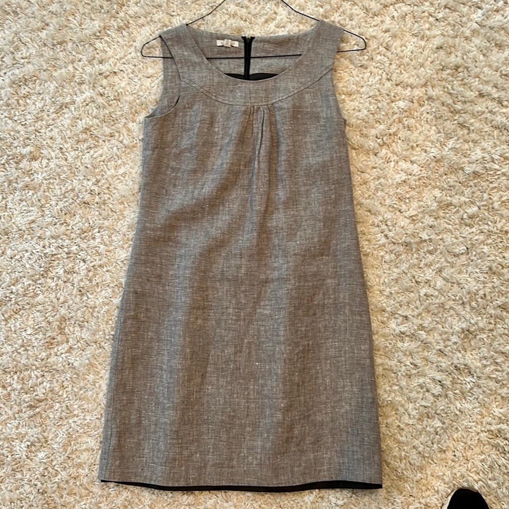 Madison shift dress, size 6 in gray. Like new.